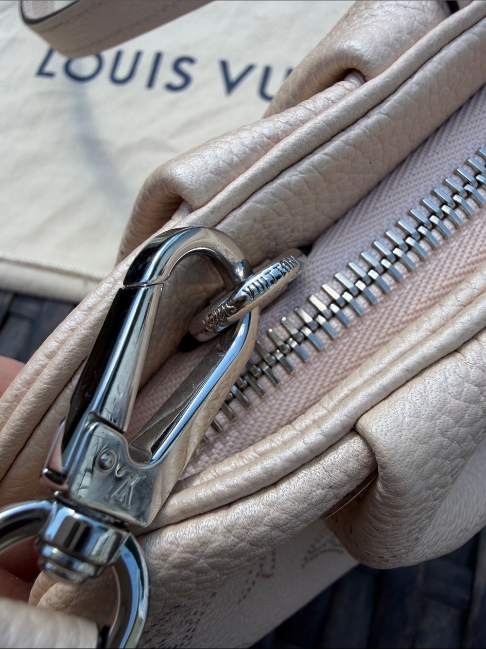 NWT Louis Vuitton Mahina Scala Mini Pouch - Picture 7 of 9